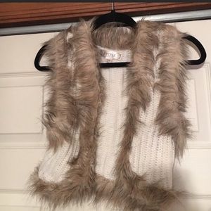 Knit and faux fur trimmed vest